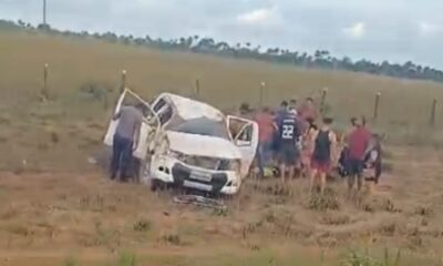cinco-ficam-feridos-apos-motorista-perder-controle-e-caminhonete-cair-em-ribanceira-na-rr-205-–-roraima-1