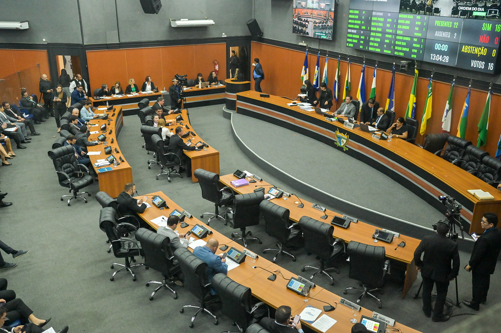 ale-fara-sessao-extraordinaria-para-votar-abono-salarial-dos-servidores-estaduais
