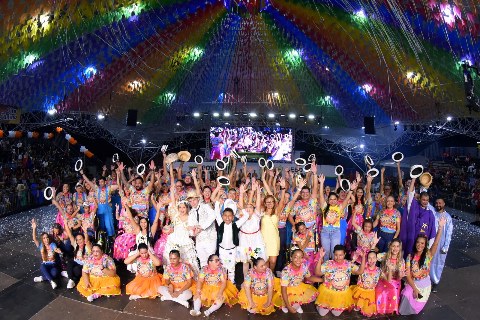 idosos-e-pessoas-com-deficiencia-de-programas-da-setrabes-participam-da-quadrilha-inclusiva-no-sao-joao-no-parque-anaua-–-governo-de-roraima