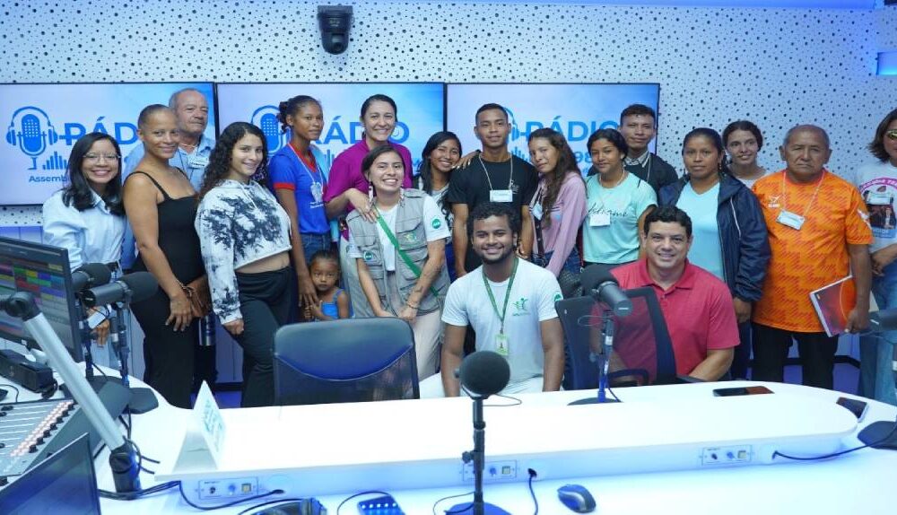 integracao-ale-rr-apresenta-infraestrutura-de-comunicacao-a-representantes-de-radio-comunitaria-de-refugiados-|-ale-rr-|-assembleia-legislativa-de-roraima