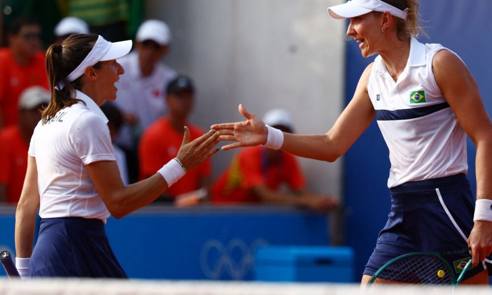 bia-haddad-estreia-com-vitoria-nas-duplas-ao-lado-de-luisa-stefani