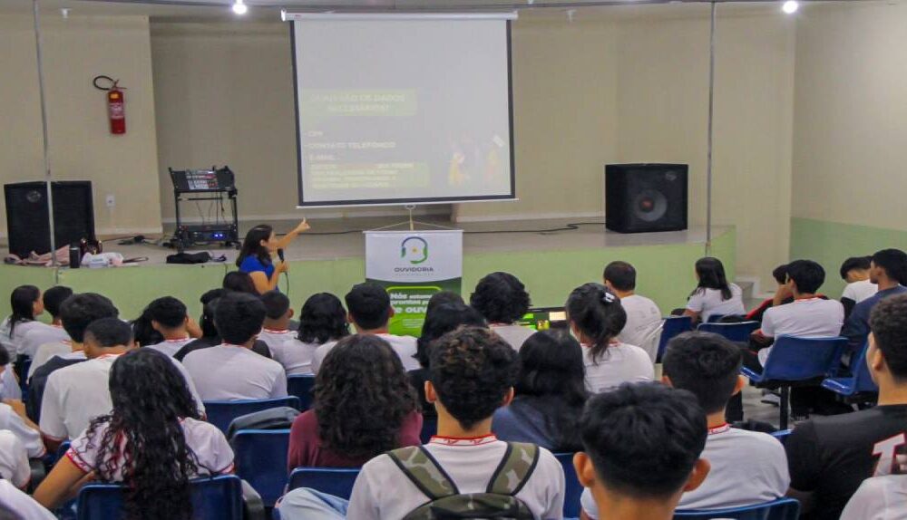 ‘ouvidoria-estudantil’-projeto-da-ouvidoria-da-ale-rr-promove-cidadania-e-informacao-em-escolas-do-estado-|-ale-rr-|-assembleia-legislativa-de-roraima