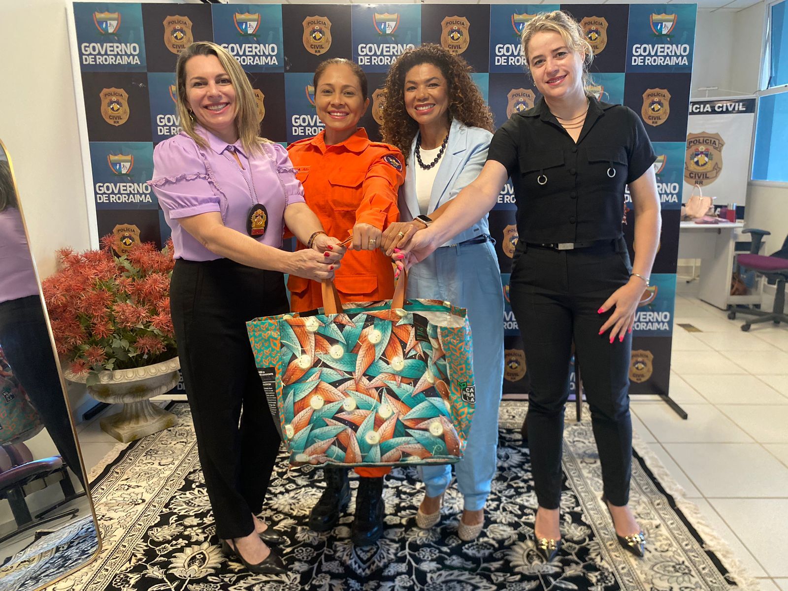 policia-civil-lanca-campanha-de-arrecadacao-de-roupas-para-mulheres-vitimas-de-violencia-–-governo-de-roraima