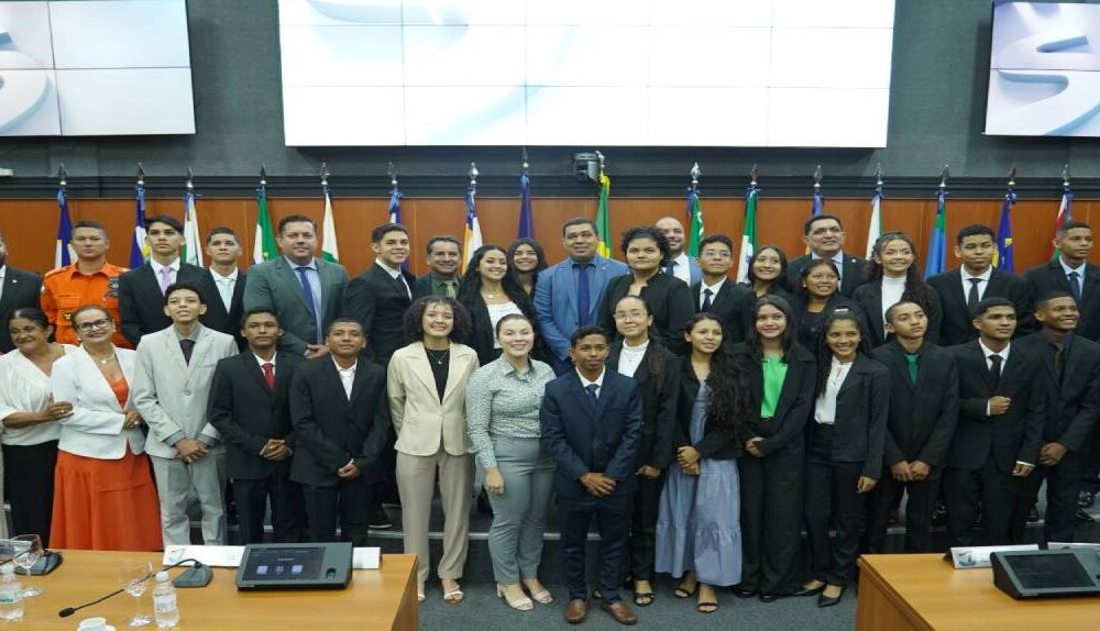 parlamento-jovem-roraimense-estudantes-empossados-falam-sobre-expectativas-para-mandato-e-prometem-empenho-na-aprovacao-de-projetos-|-ale-rr-|-assembleia-legislativa-de-roraima