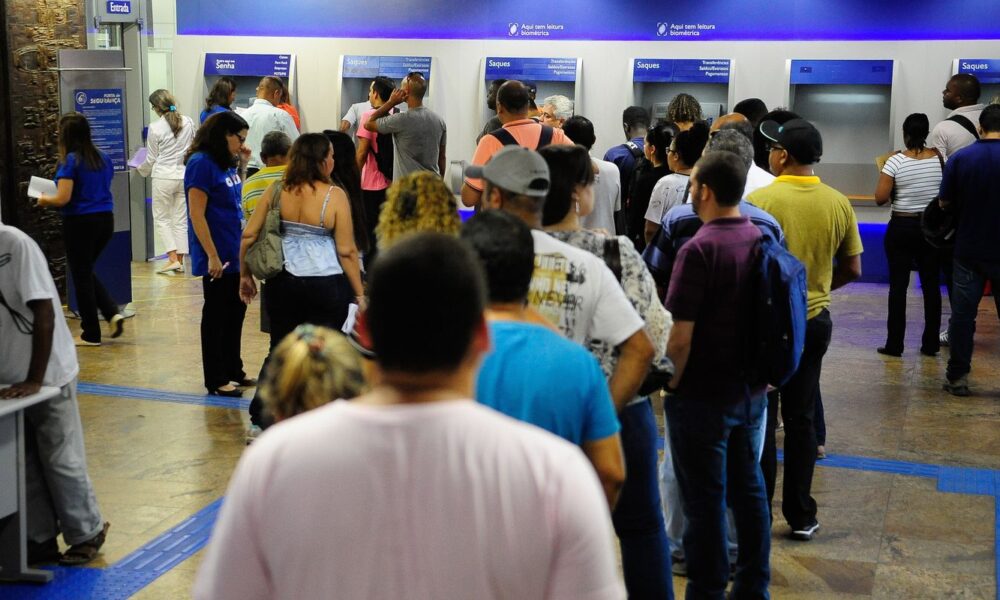 bpc:-mais-de-300-mil-beneficiarios-precisam-regularizar-cadastro-unico