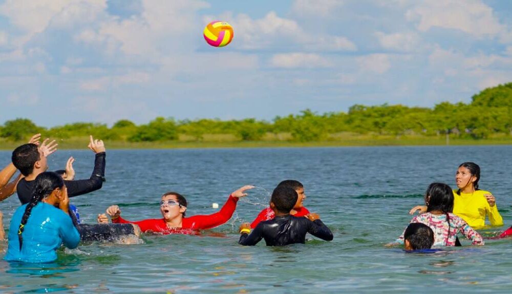 ‘turistea’-teamarr-leva-30-adolescentes-para-passeio-turistico-no-lago-do-robertinho,-zonarural-de-boa-vista-|-ale-rr-|-assembleia-legislativa-de-roraima