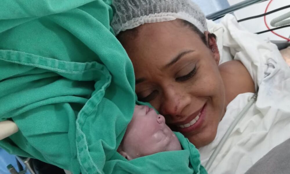 “sou-mae-de-um-milagre”,-diz-mulher-que-teve-bebe-apos-acidente-em-al