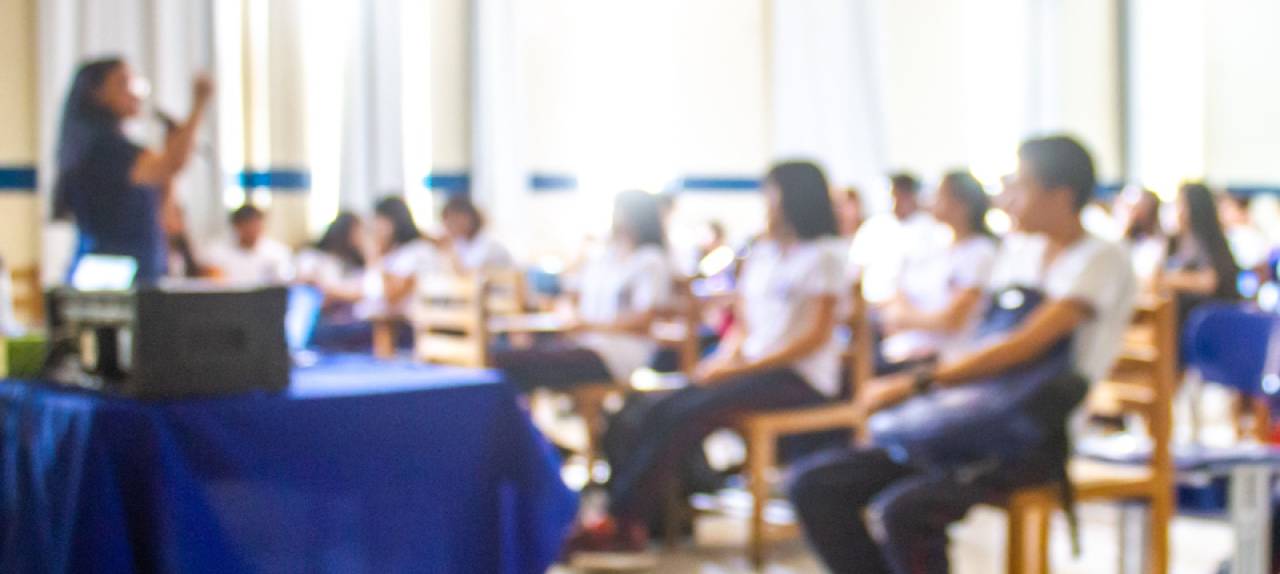 publicas-e-privadas-ale-rr-aprova-criacao-de-selo-para-escolas-que-promoverem-integracao-de-pessoas-com-autismo-|-ale-rr-|-assembleia-legislativa-de-roraima