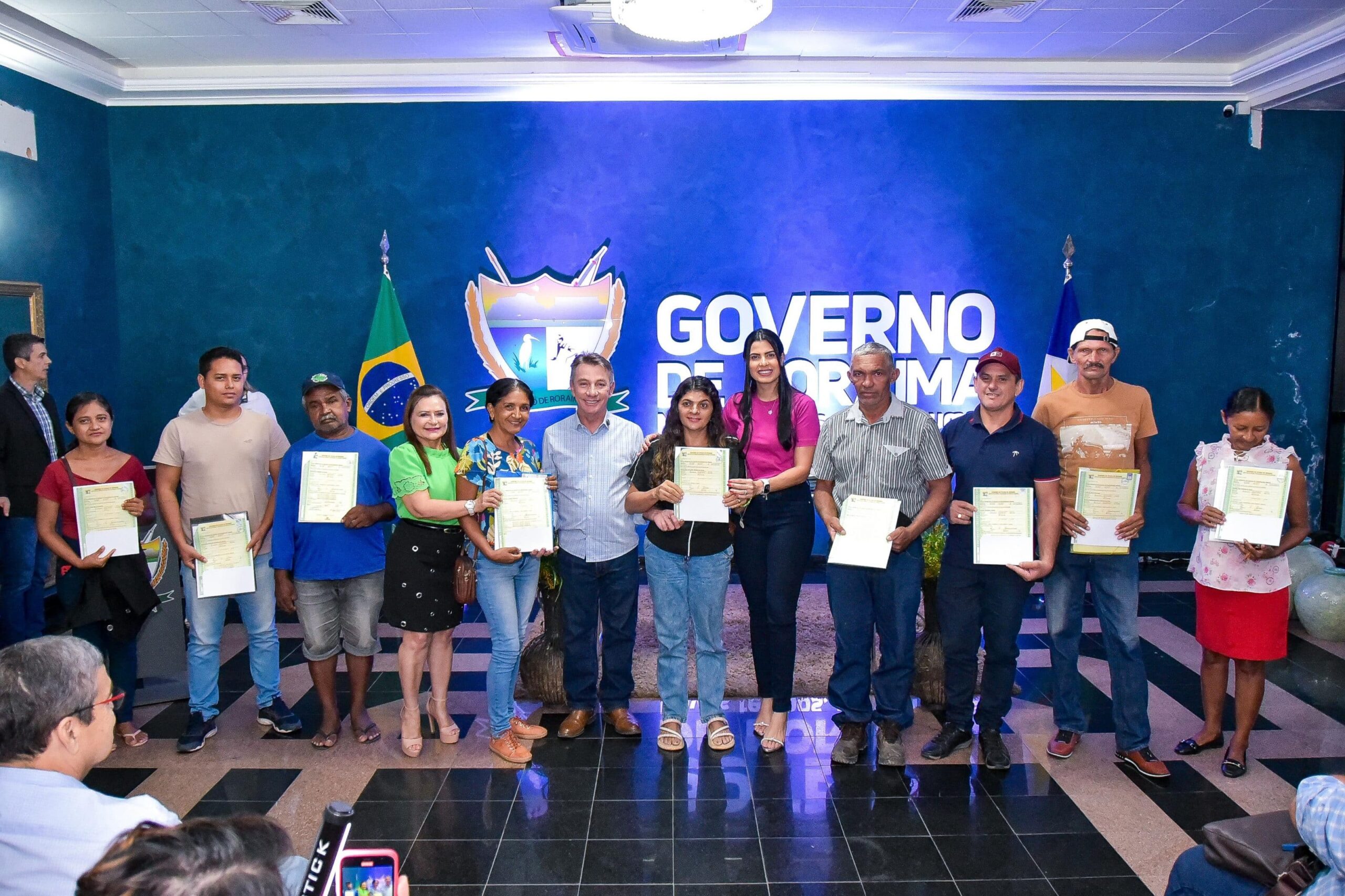 governo-entrega-mais-250-titulos-definitivos-para-moradores-de-boa-vista-e-produtores-do-interior-–-governo-de-roraima
