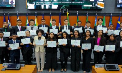juventude-na-politica-parlamento-jovem-roraimense-encerra-atividades-de-2024-com-entrega-de-certificados-a-participantes-|-ale-rr-|-assembleia-legislativa-de-roraima