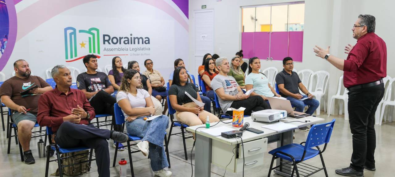 gestao-emocional-palestra-sobre-equilibrio-mental-capacita-instrutores-e-servidores-do-ccjuv-para-lidar-com-desafios-emocionais-no-dia-a-dia-|-ale-rr-|-assembleia-legislativa-de-roraima