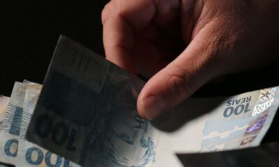 divida-publica-cai-0,87%-em-janeiro-e-fica-abaixo-de-r$-7,3-tri