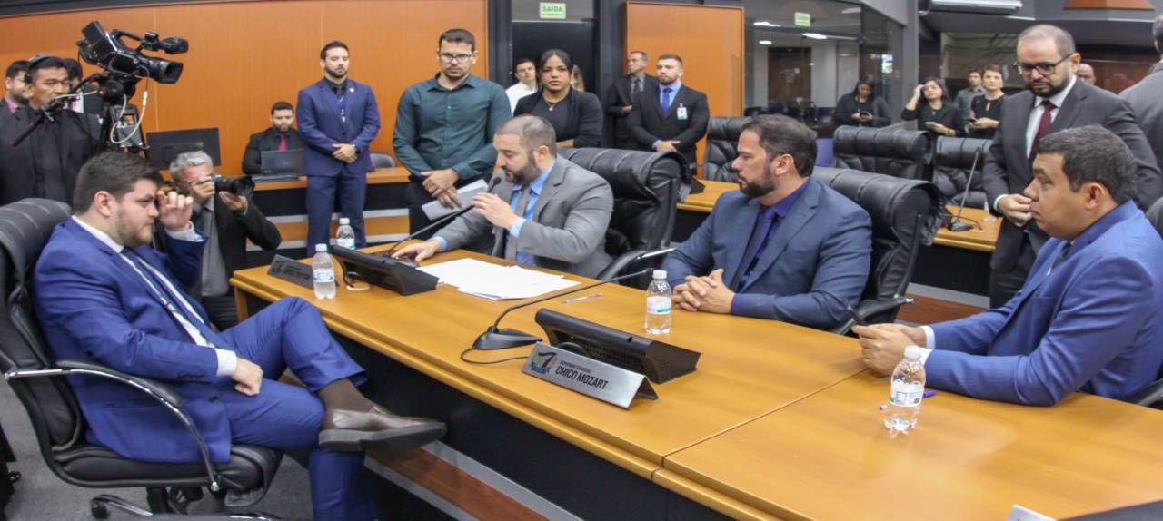 ultimos-30-anos-comissao-de-tomada-de-contas-da-ale-rr-vai-analisar-informacoes-dos-ultimos-sete-governos-do-estado-|-ale-rr-|-assembleia-legislativa-de-roraima
