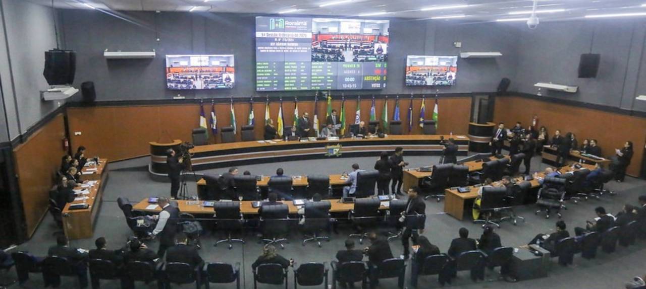 durante-sessao-deputados-aprovam-projetos-de-lei-para-fortalecimento-da-saude-no-estado-|-ale-rr-|-assembleia-legislativa-de-roraima