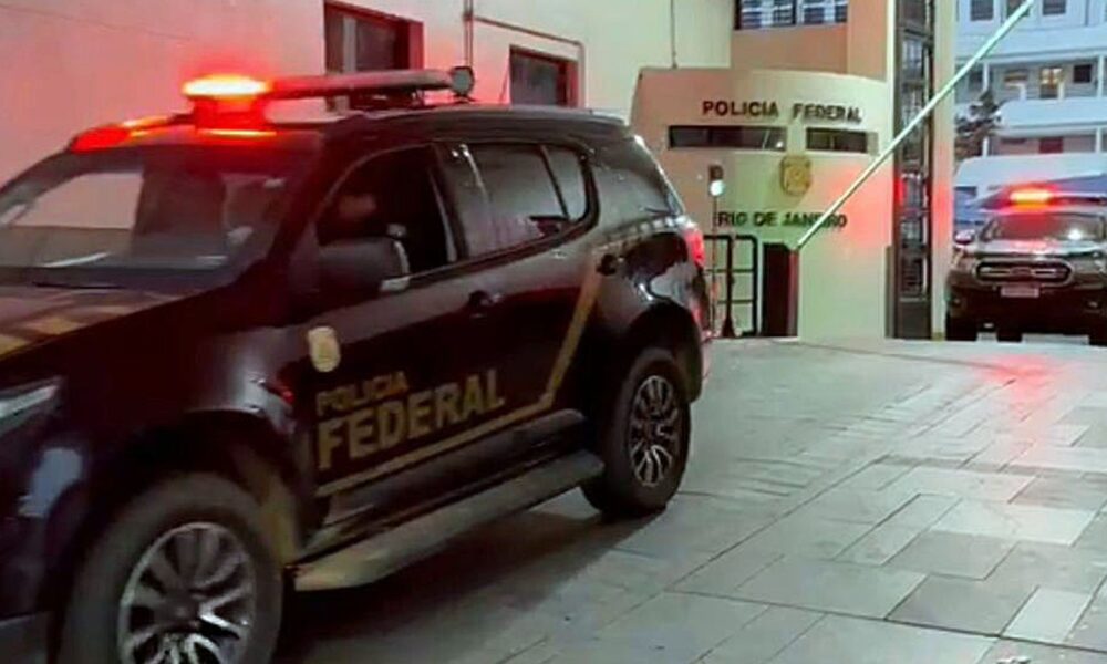 traficantes-europeus-sao-presos-em-angra-com-47-quilos-de-cocaina