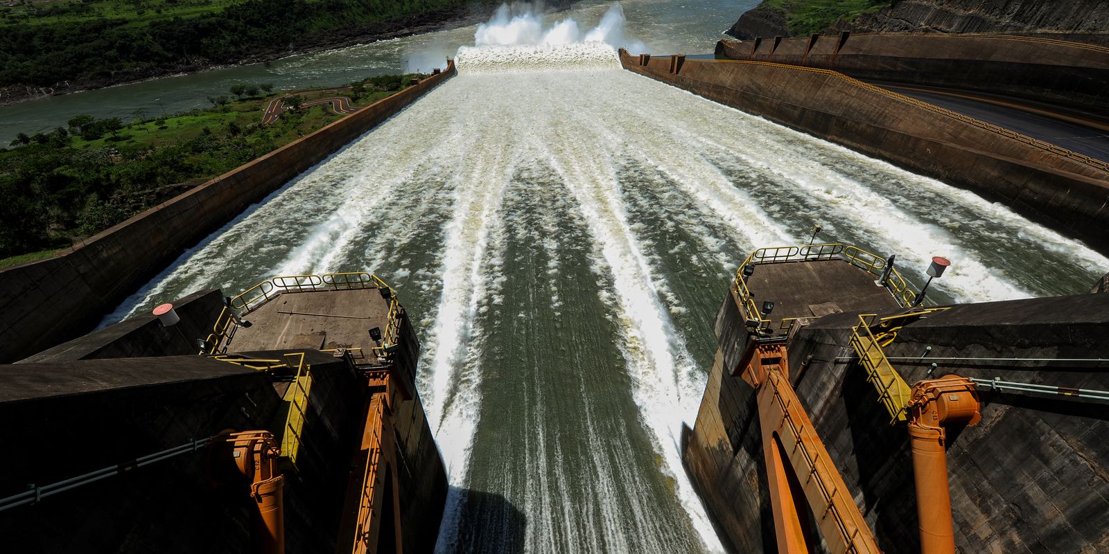 paraguai-chama-embaixadores-e-pede-explicacao-apos-espionagem-da-abin