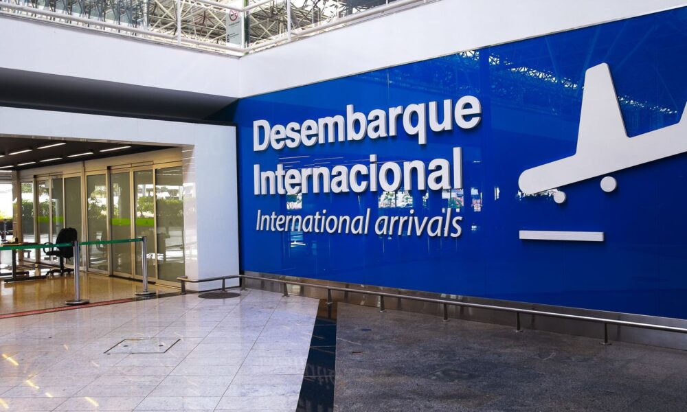 brasil-comeca-a-exigir-visto-para-eua,-canada-e-australia-nesta-quinta