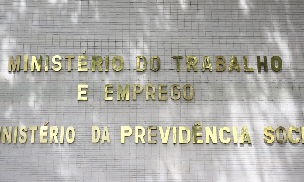 greve-de-medicos-peritos-da-previdencia-termina-apos-235-dias