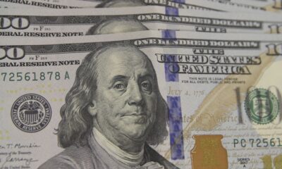 dolar-cai-pela-sexta-vez-seguida-e-fecha-em-r$-5,68