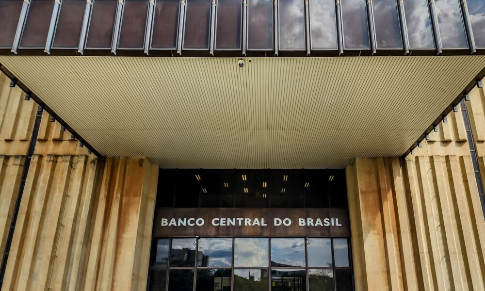 contas-publicas-tem-superavit-de-r$-3,6-bilhoes-em-marco