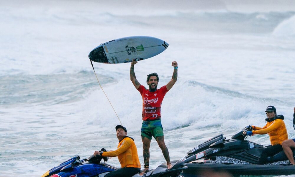 surfe:-filipe-toleto-conquista-titulo-da-etapa-de-gold-coast