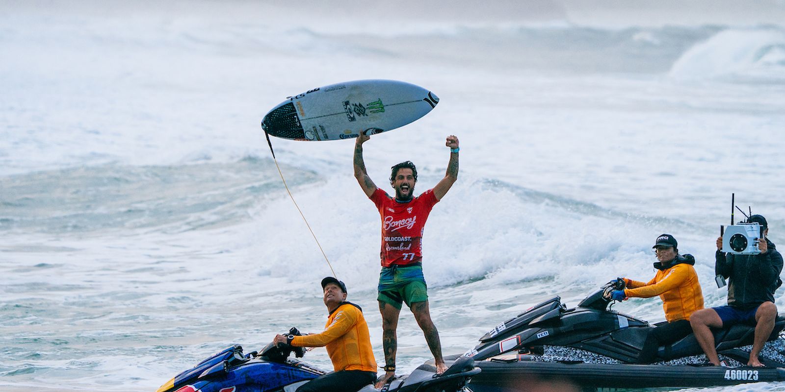 surfe:-filipe-toleto-conquista-titulo-da-etapa-de-gold-coast