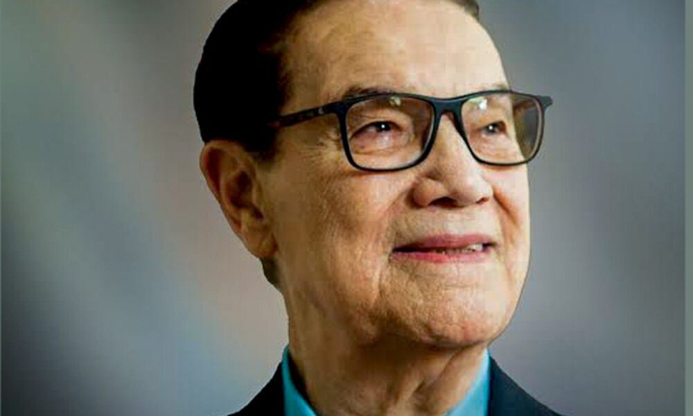 medium-divaldo-franco-morre-aos-98-anos,-em-salvador