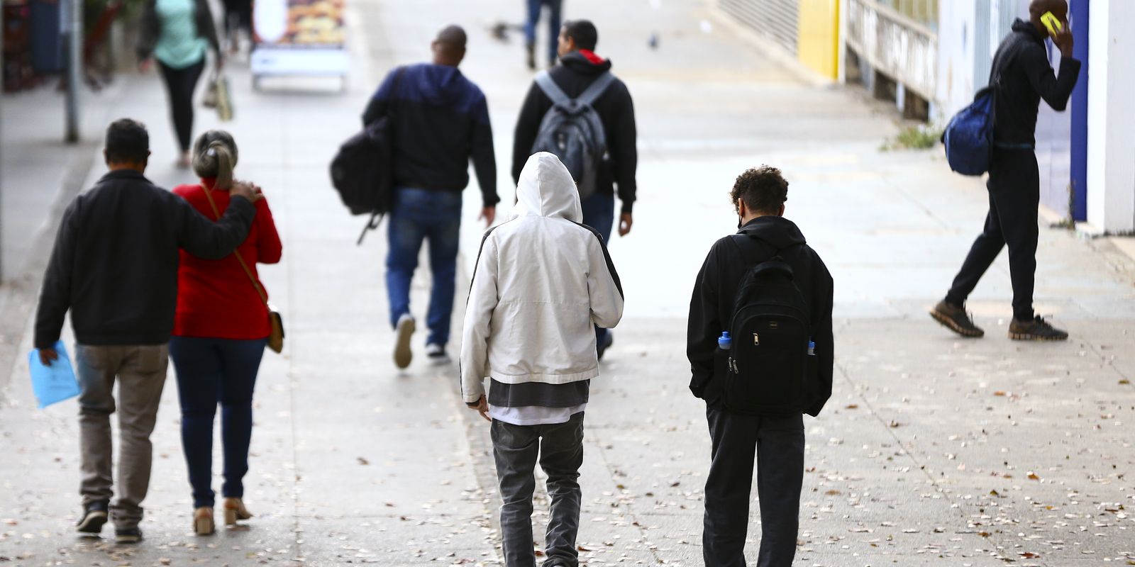 frente-fria-deve-derrubar-temperaturas-a-partir-desta-terca-feira