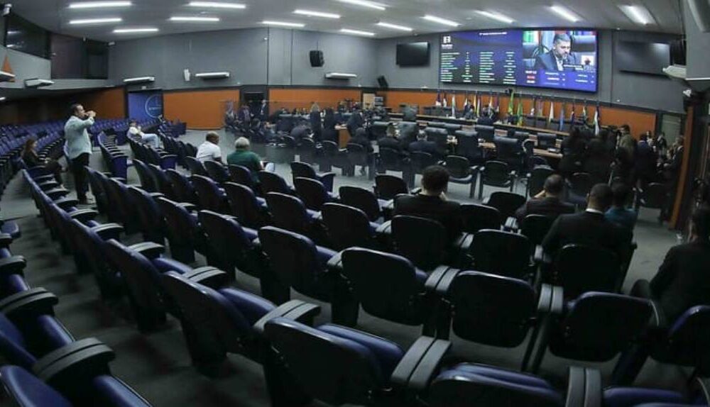 ‘naming-rights’-deputados-aprovam-projeto-que-permite-empresas-privadas-investirem-em-espacos-publicos-|-ale-rr-|-assembleia-legislativa-de-roraima